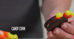 If you're looking for a cute Thanksgiving dessert recipe that doubles as a Thanksgiving craft, your search is over! This adorable Oreo Turkey is the perfect Thanksgiving dessert idea for kids! #Thanksgivingrecipes #fallrecipes #holidaybaking #holidayrecipes