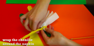 Want an easy Thanksgiving craft you can do with the kids that doubles as a DIY Thanksgiving napkin ring? This cute turkey craft is the perfect homemade Thanksgiving napkin ring! #Thanksgiving #DIY #Autumncraft #holidays #Thanksgivingtable #Thanksgivingdecorations