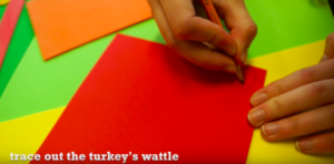Want an easy Thanksgiving craft you can do with the kids that doubles as a DIY Thanksgiving napkin ring? This cute turkey craft is the perfect homemade Thanksgiving napkin ring! #Thanksgiving #DIY #Autumncraft #holidays #Thanksgivingtable #Thanksgivingdecorations