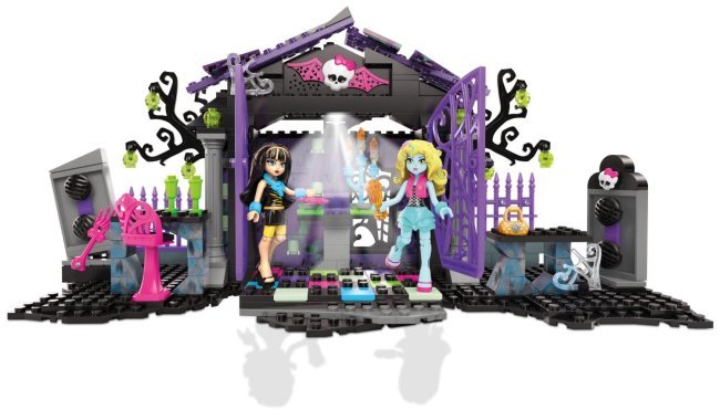 Mega Bloks Monster High Graveyard Garden Party Building Set