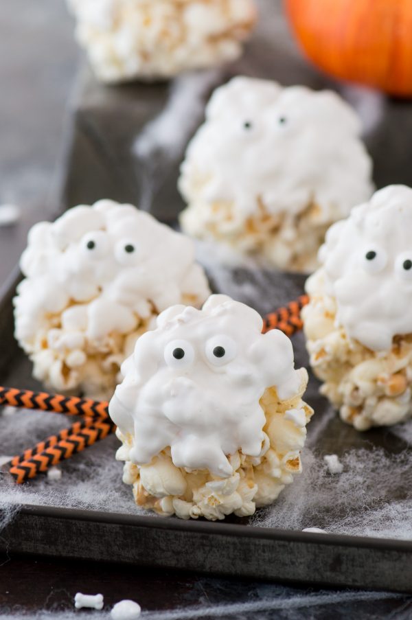 Halloween ghost popcorn balls