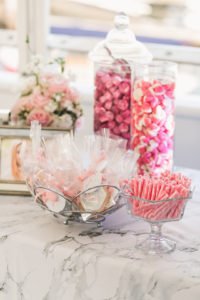 This 21st Birthday Party on a yacht is sure to inspire your next milestone birthday party! With a marble and blush theme, this party was filled with modern decorations and elegant details. | 21st Birthday Ideas | 21st Birthday Party Themes | 21st Birthday Party Decorations