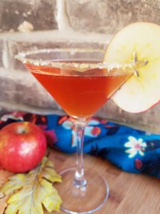 If you've been searching for the perfect fall cocktail, look no further! Our Maple Cider Bliss is an ideal apple cider cocktail with a hint of maple... perfect for brunch, girl's night or a crisp fall afternoon. All the maple cocktail recipe details are here on the blog! | Fall Cocktails Easy | Maple Cocktail Drink Recipes