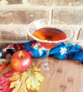 If you've been searching for the perfect fall cocktail, look no further! Our Maple Cider Bliss is an ideal apple cider cocktail with a hint of maple... perfect for brunch, girl's night or a crisp fall afternoon. All the maple cocktail recipe details are here on the blog! | Fall Cocktails Easy | Maple Cocktail Drink Recipes