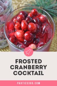 We have an easy Christmas drink recipe for you! This Frosted Cranberry Cocktail with vodka is the perfect winter and holiday signature drink! Click for the full recipe. #cocktailrecipe #cranberries #holidaydrink
