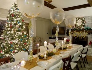 A fabulous 40th birthday party idea for women is a wine tasting party! Check out the decorations, cake, appetizers and even download a printable wine tasting card! #40thbirthday #wine #winetasting #printable #birthday