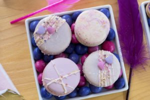 This sweet Dream Catcher themed girl's Valentine's Day Party for kids is full of cute ideas for decorations, desserts, balloons and more! The lovely Galentine's Day tablesetting is playful and fun and will inspire your classroom, home or friends party! #Valentines #ValentinesDay #PartyIdeas #partysupplies #Galentines