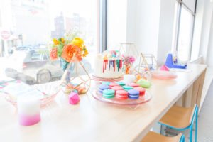 Creative ideas and inspiration for a modern geometric spring birthday party for girls! This colorful kids party full of bright decor, cake and flowers is the perfect theme for fun! #geometric #birthday #springparty #kidsparty