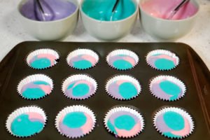 Want an easy idea for a DIY Mermaid Cupcake? This simple Under the Sea theme birthday cupcake is inspired by mermaid magic! We'll show you how to make them and give you ideas for cute toppers! #mermaidcupcake #mermaidparty #underthesea #cupcakes #partyideas
