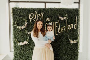 An Alice in ONEderland Party is a great theme for a girl's First Birthday! This whimsical party is full of ideas for decorations, food, cake, centerpieces and more! #onederland #aliceinwonderland #firstbirthday #1stbirthday #partyideas