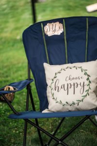 Looking for fun and unique ideas for a casual outdoor wedding rehearsal dinner party? You'll adore this Backyard Picnic on a farm! Find inspiration for decorations, food and more at this DIY farmhouse picnic. #rehearsaldinner #picnic #dinnerparty #weddingideas