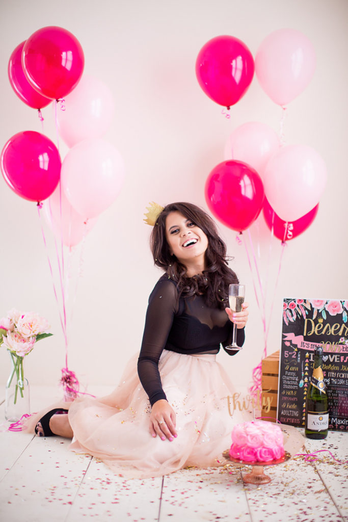 Adult cake smash photo shoots for a milestone birthday are so much fun! You'll adore Deseree's 30th Birthday Photoshoot, full of classy DIY ideas for cake smash pictures to treasure for years to come! #30thbirthday #adultcakesmash #photoshoot #milestonebirthday