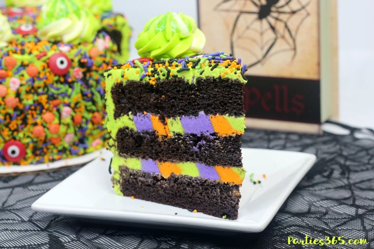 easy Halloween monster cake 