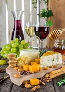 Need ideas for hosting a fabulously fun grown up group Game Night for adults? Whether it's family or friends, here's your plan for Game Night snacks, food, drinks, party games and more! #gamenight #partygames #partyideas