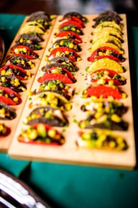 Planning a quinceañera and need ideas for fabulous decorations, themes or dresses? You'll adore this non-traditional emerald green quinceanera with bright colors, dress and lovely centerpieces! #quinceanera #15thbirthday #quinceañera #emeraldgreen #birthdayideas