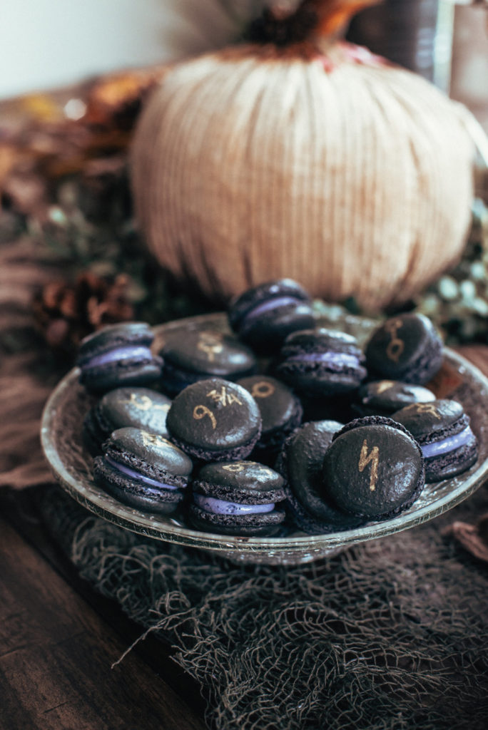 custom harry potter themed black macarons