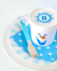 Ready to throw an amazing Frozen Birthday Party and need ideas for decorations, favors and more? This Disney theme is so fun and we have the best ideas for invitations, decor and party supplies Anna, Elsa, Olaf and the Arendelle gang will love! #frozen #frozen2 #birthdayparty #partysupplies #elsa