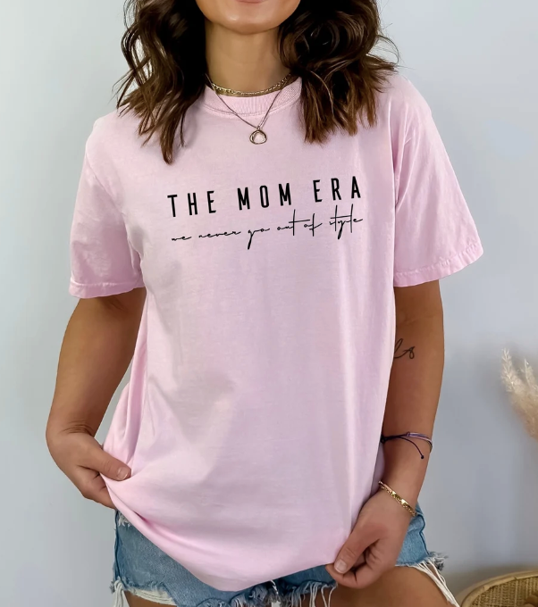 mom era tshirt