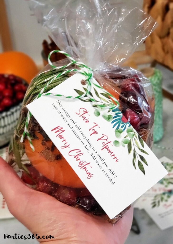 Christmas Potpourri Hostess Gift and Printable Gift Tag