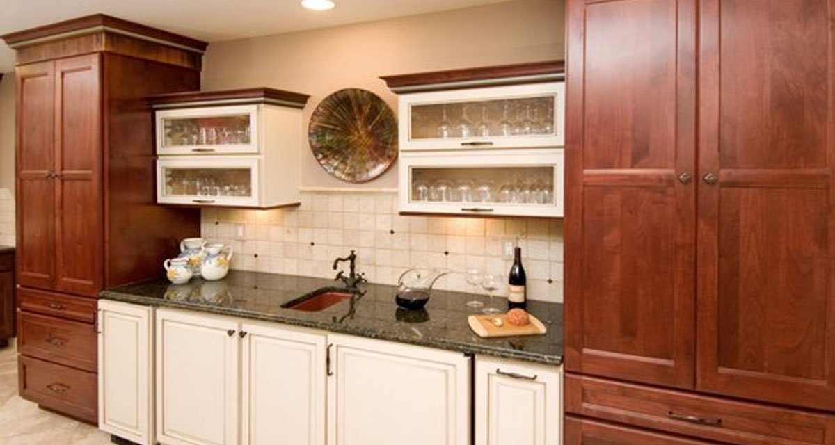 Ready-to-Assemble Kitchen Cabinets for Townhome Renovations in Mesa, Arizona