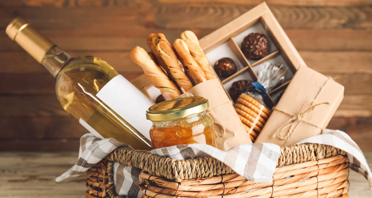 Thoughtful Wine Gift Basket Ideas for Parents and Family Gatherings