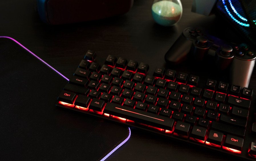 a-spectacle-of-light-the-rise-of-the-rgb-keyboard-2