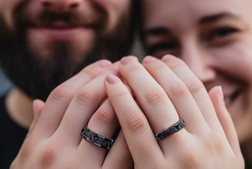 Why Black Rings Are Trending in Men’s and Couples Jewelry