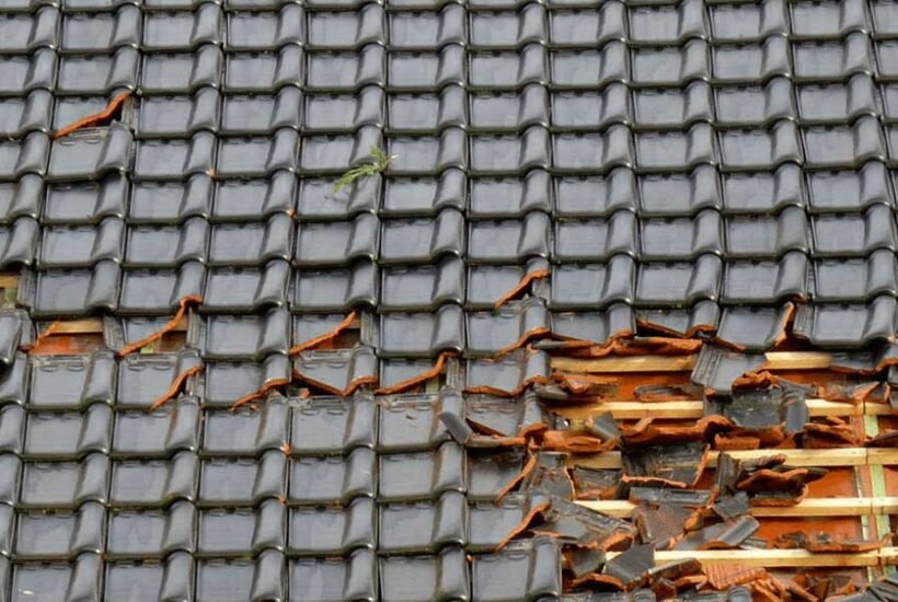 Does-Home-Insurance-Cover-Roof-Damage-from-Wind