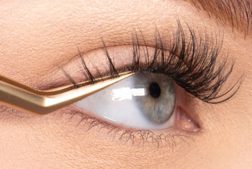 How to Apply Lash Clusters Without Damaging Your Natural Lashes