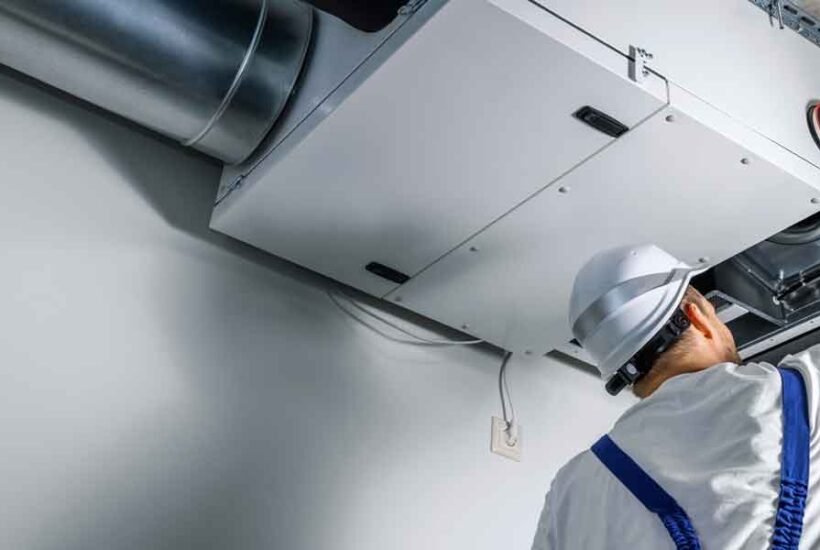 The-Role-of-an-HVAC-Contractor-in-Preventing-Moisture-Related-Damage-Indoors