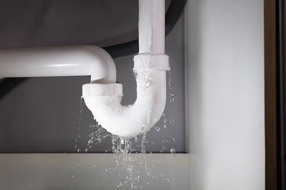 everyday-plumbing-mistakes-that-can-lead-to-expens-1