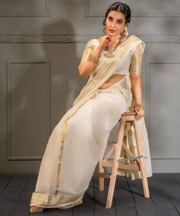 how-to-choose-the-right-kerala-saree-for-onam-wedd-2