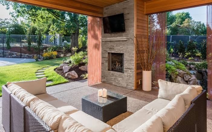 how-to-create-a-resort-inspired-backyard-at-home-f-1