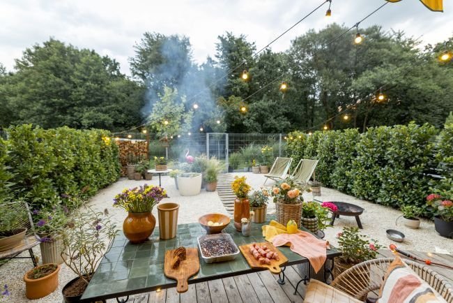 how-to-turn-any-yard-into-a-retreat-1