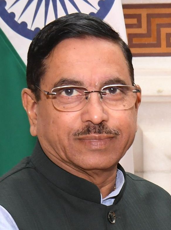 Pralhad Joshi, father of three daughters, in an official 2024 portrait