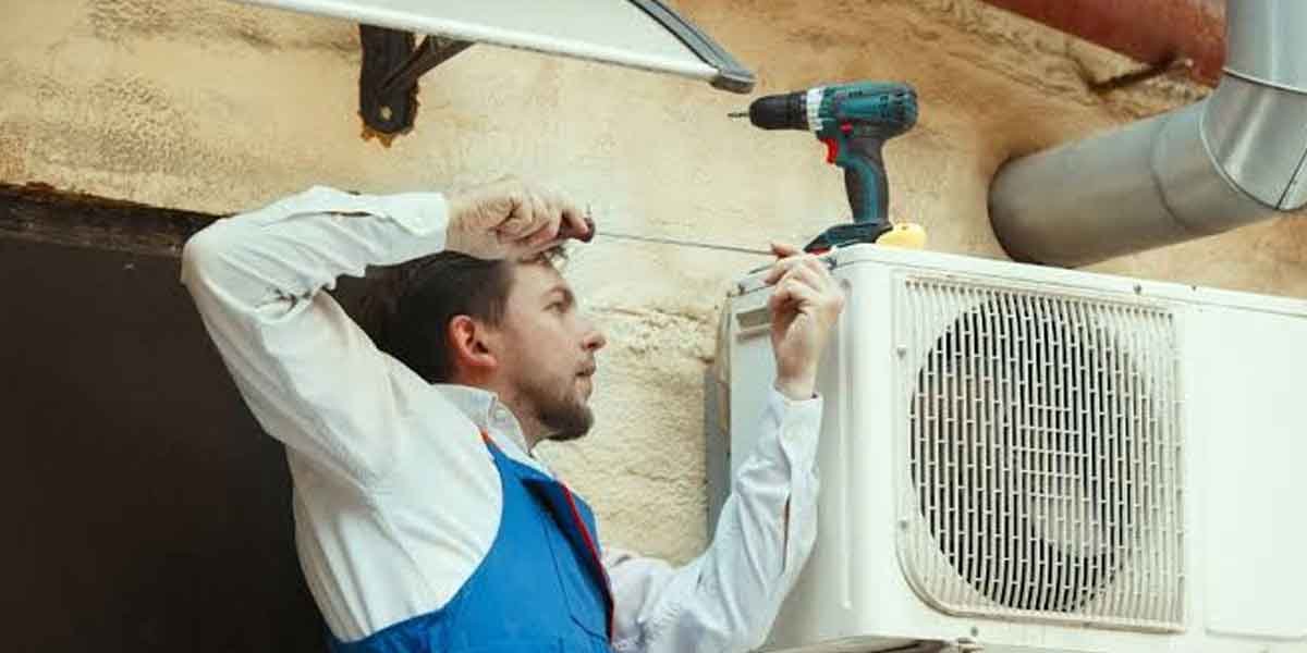 DIY-vs-Professional-AC-Repair