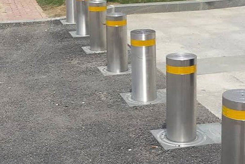 How To Choose The Right Crash Rated Bollards For Security Applications?