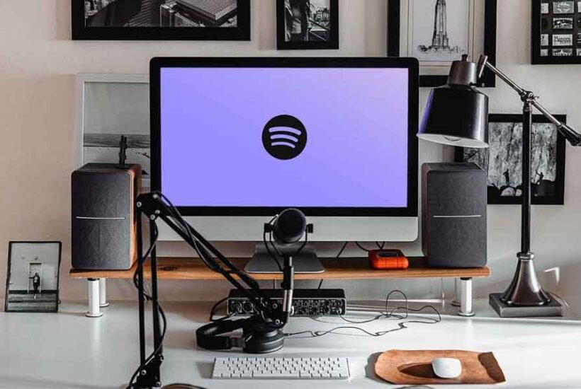 How To Prepare Your Guests for Their First Time in a Podcast Studio