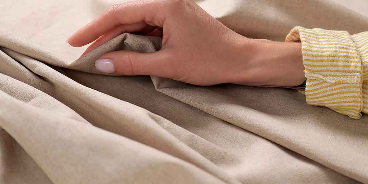 How to Choose the Best Fabrics for Sensitive Skin and Daily Comfort