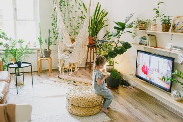 creative-ways-to-add-more-greenery-to-your-home-1