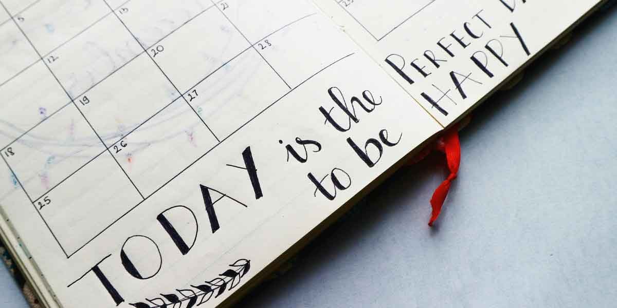 How to Create a Year-Round Gifting Calendar to Stay Connected with Everyone Who Matters