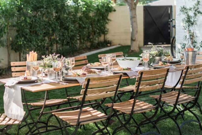 How to Host a Beautiful Alfresco Dinner Party at Home