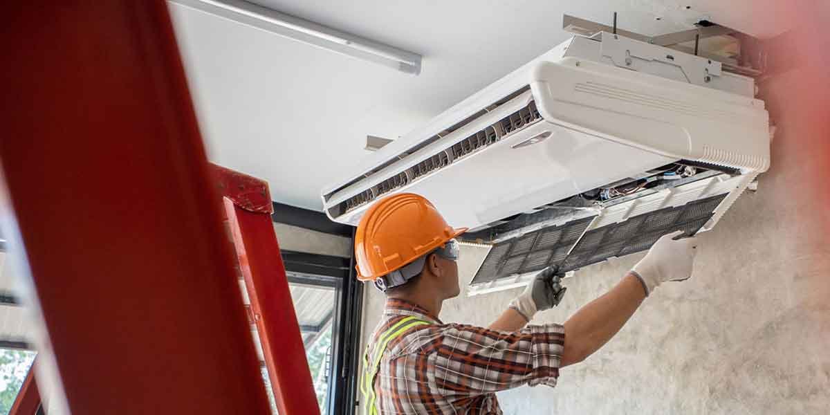 Why-Do-Air-Conditioner-Installers-Matter-When-Equipment-Clearance-Affects-Future-Maintenance-Access